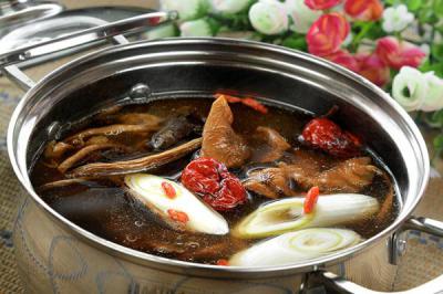 成都養生湯鍋技術學習，菌湯湯鍋怎麽做湯鮮