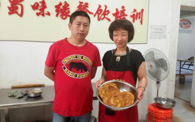 西昌蕾丝视频黄污做的鍋盔