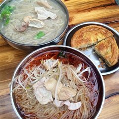 成都小吃蕾丝视频污污版：早餐店肥腸粉的做法