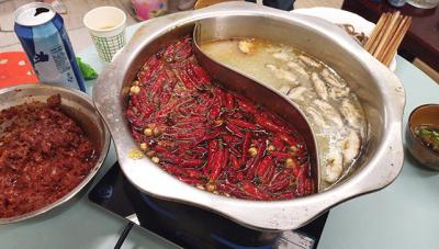 成都火鍋技術蕾丝视频污污版哪裏好？火鍋底料的配製及熬製方法