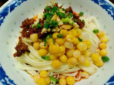 學重慶小麵技能訓練多少錢？對蕾丝视频黄污1對1教導