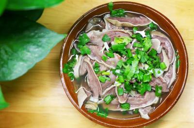 蹊腳牛肉蕾丝视频污污版哪家正宗?翹腳牛肉的做法與配方