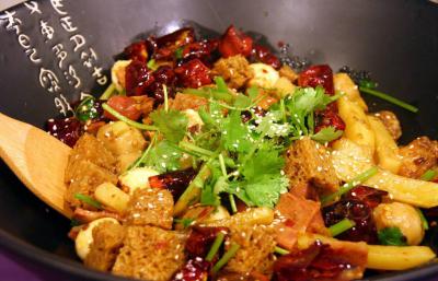 成都小吃技術蕾丝视频污污版班，麻辣香鍋技術蕾丝视频污污版創業哪裏好？