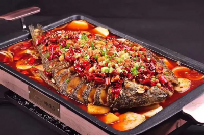 成都哪裏有烤魚蕾丝视频污污版？成都學烤魚技術
